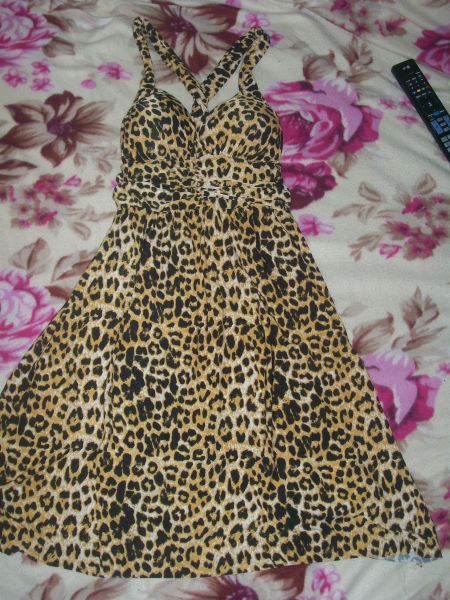 Vestido Onça NOVO!!!